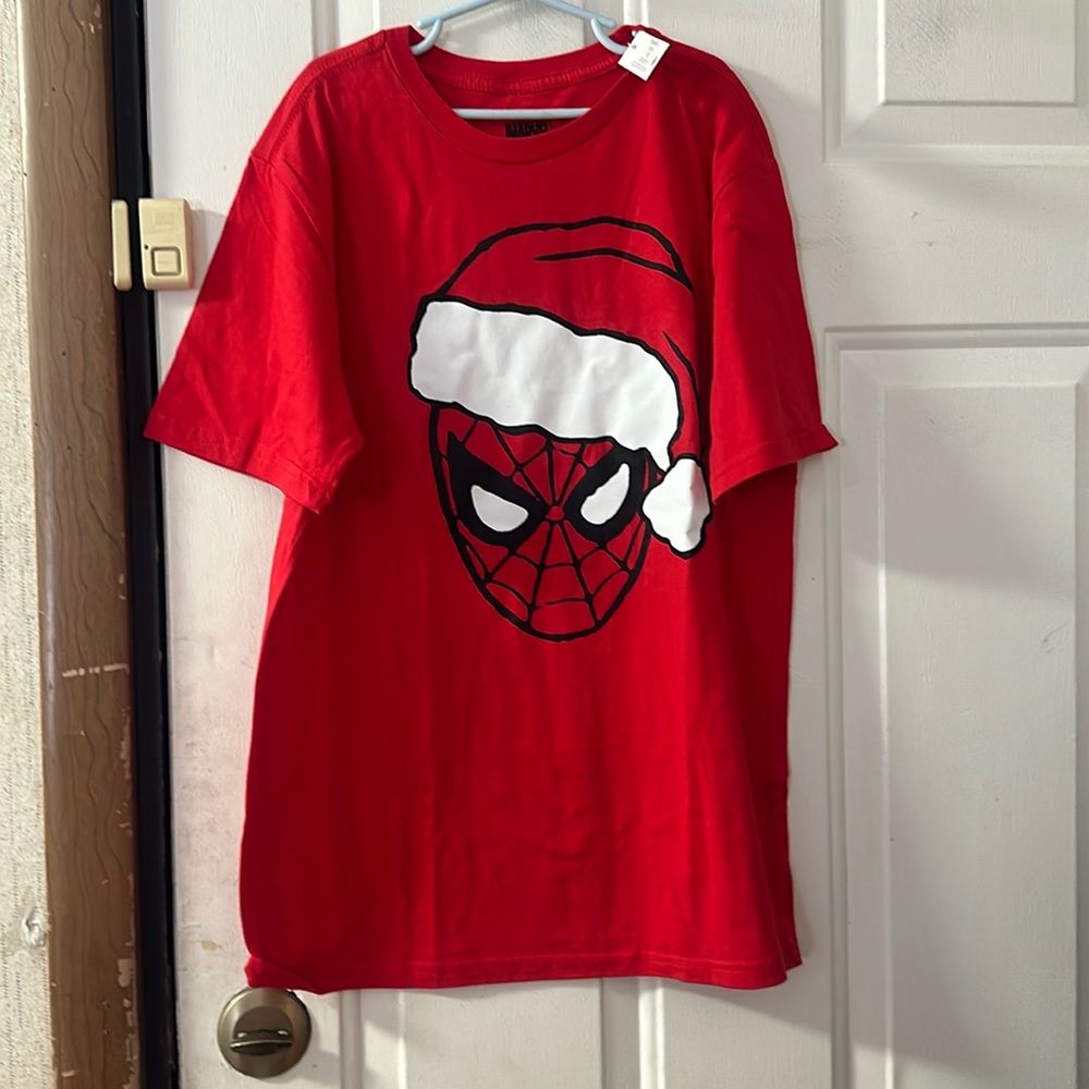 MARVEL SPIDER-MAN SANTA/HOLIDAY TEE: RED: NEW WITH TAGS: SIZE XL (14/16)